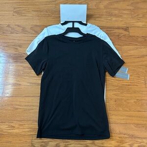 NWT Geoffrey Beene men’s tshirt 2 pack size S